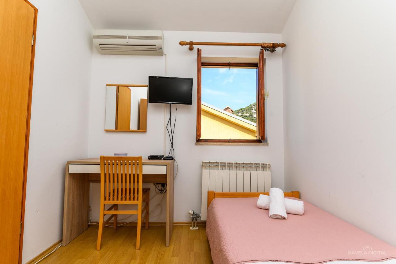 Sobe I Apartman Mareta Miholascica Exteriér fotografie