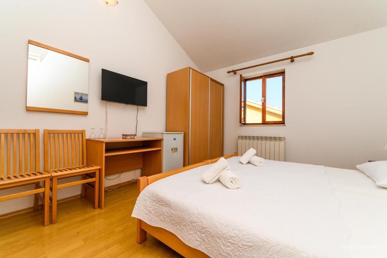 Sobe I Apartman Mareta Miholascica Exteriér fotografie