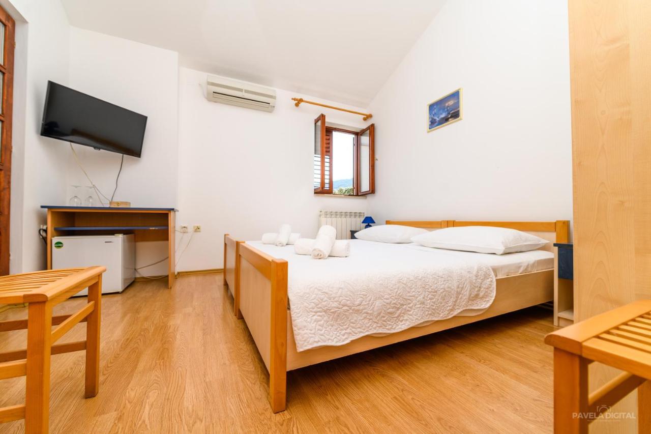 Sobe I Apartman Mareta Miholascica Exteriér fotografie