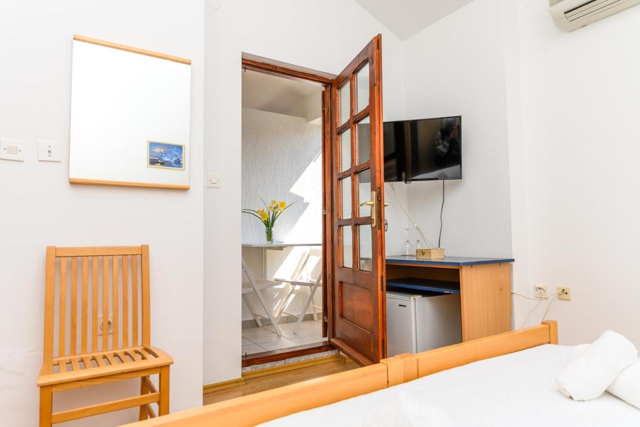 Sobe I Apartman Mareta Miholascica Exteriér fotografie
