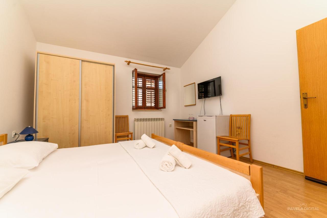 Sobe I Apartman Mareta Miholascica Exteriér fotografie